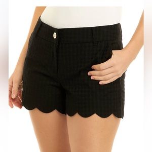 NWT- Crown & Ivy Shelby Black Shorts size 8